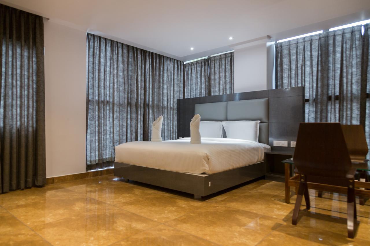 Hotel Hills Tirupattur Tiruppatur Eksteriør bilde