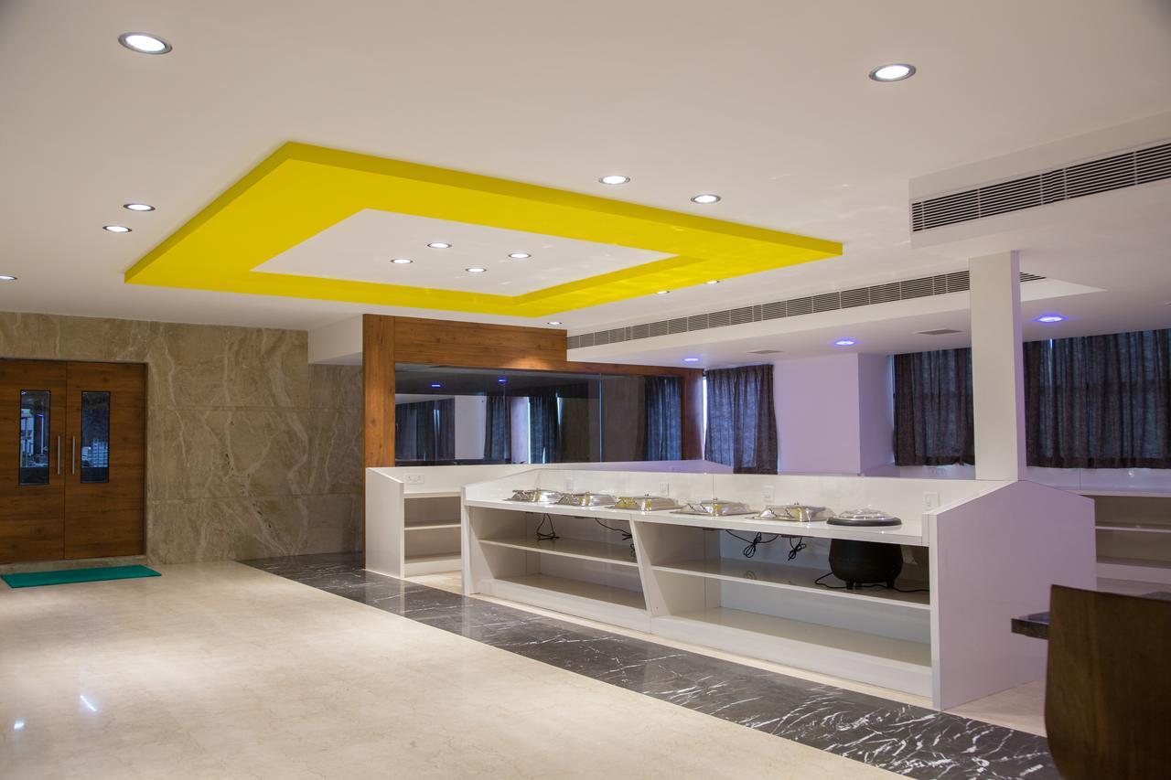 Hotel Hills Tirupattur Tiruppatur Eksteriør bilde