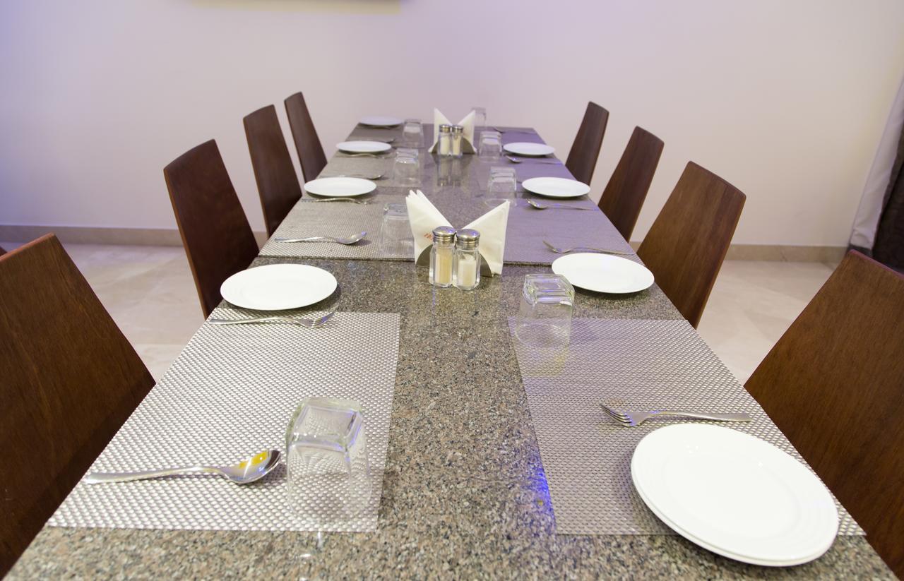Hotel Hills Tirupattur Tiruppatur Eksteriør bilde